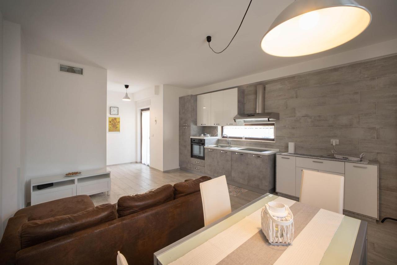 Wepuglia - Sunflower House Monopoli Exterior foto